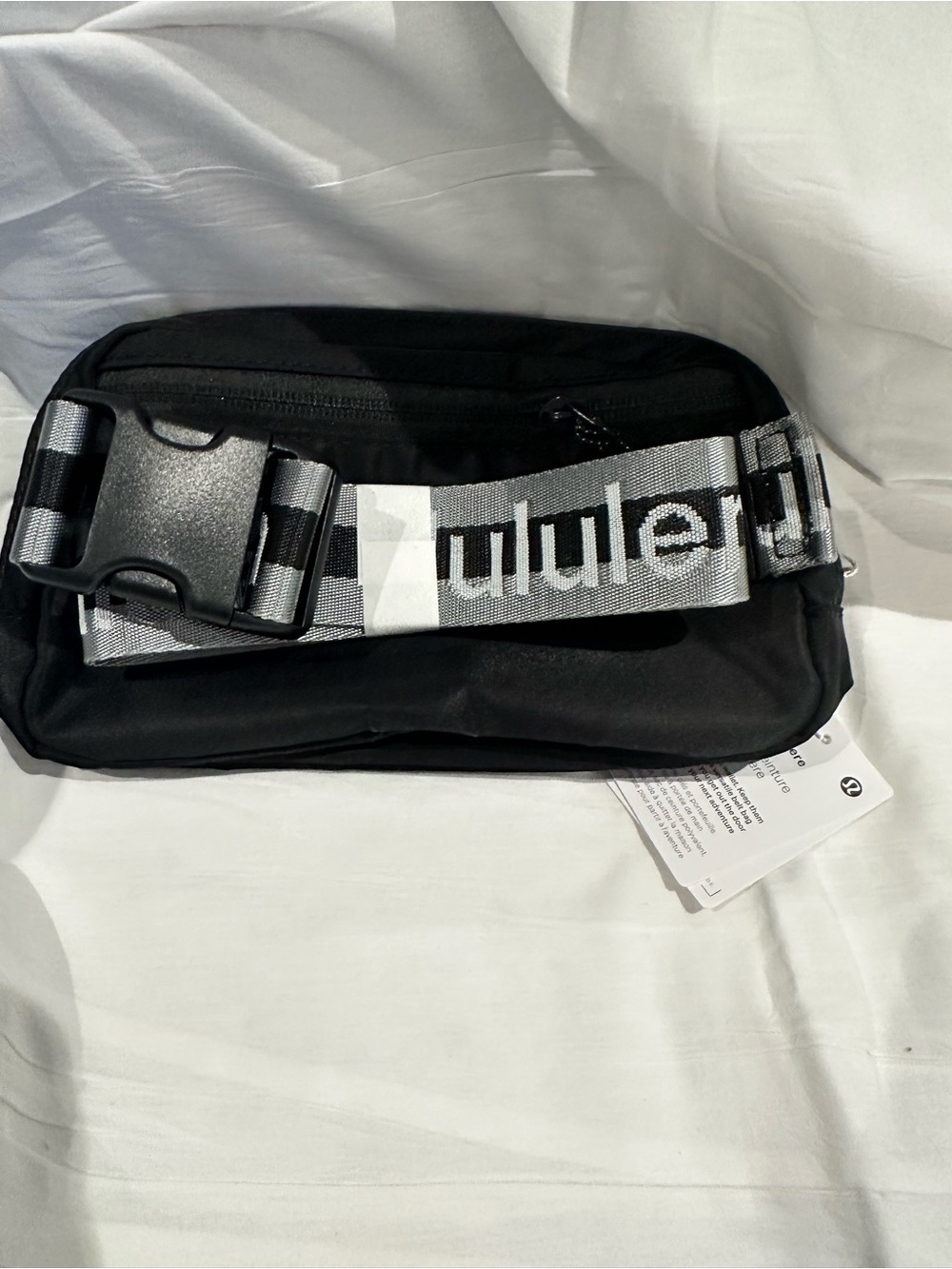 Lululemon Black Logo Belt Bag - Picture 5 of 7